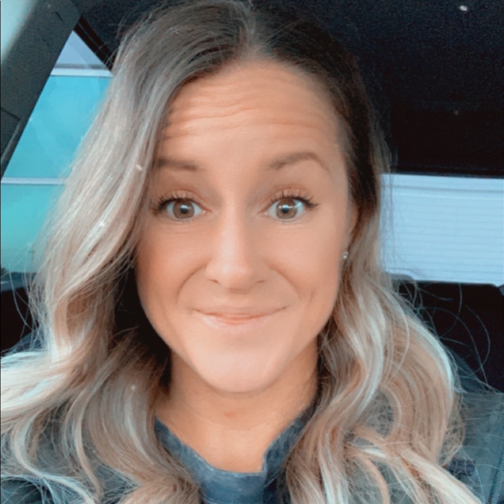 Meet your Posher, Kasey